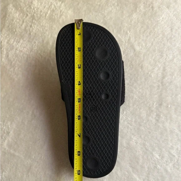 🛍️ Marni! Pool slides